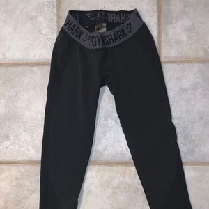 GYMSHARK cropped leggings